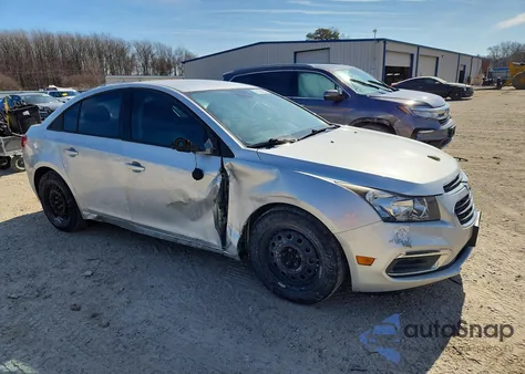 2016 Chevrolet Cruze Limited Ls z USA, uszkodzony, nr VIN 1G1PC5SH8G7220938